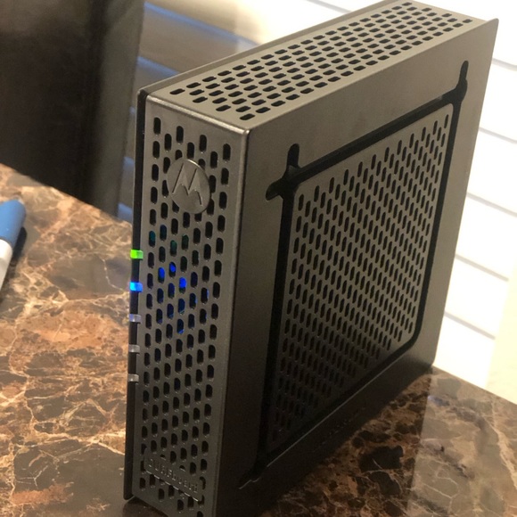 Motorola SURFboard SB6120, DOCSIS 3.0 Cable Modem - Picture 9 of 14